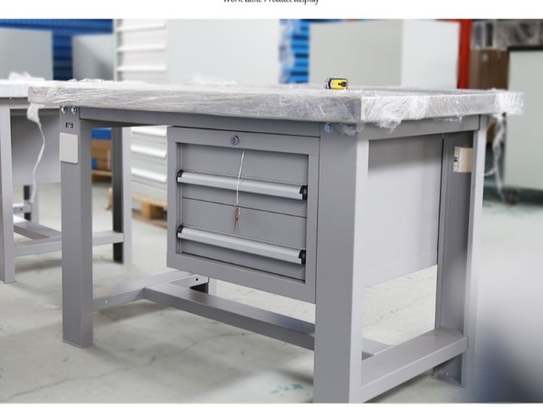 不銹鋼工作臺的優(yōu)勢是什么？