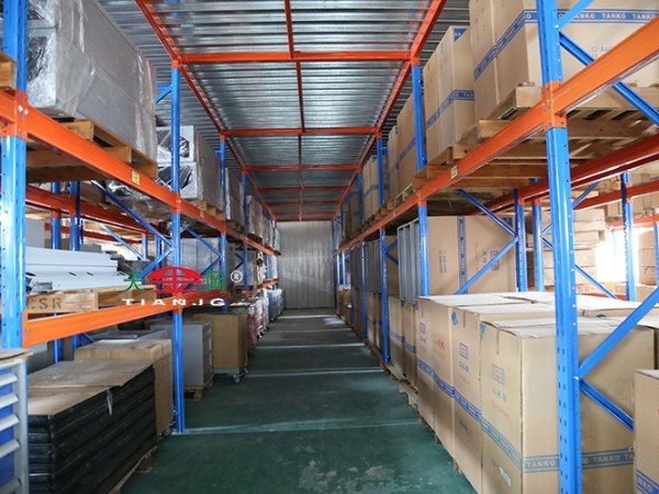 昆山天金岡老師傅教您如何計算重型貨架的尺寸，不被業務員蒙!