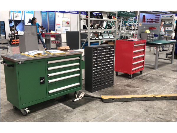 上海工具柜制造出口企業(yè)哪家好，這家廠家出口了32個國家【天金岡】