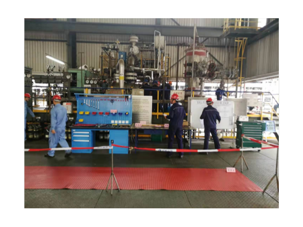 天金岡鉗工裝配桌--客戶場(chǎng)景